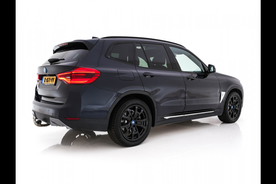 BMW iX3 Executive 80 kWh [ 3-Fase ] {SOH-98%} (INCL-BTW) Aut. *PANO | HEAD-UP | LEATHER | ADAPTIVE-CRUISE | FULL-LED | BLIND-SPOT | MEMORY-PACK | DIGI-COCKPIT | HEATED-COMFORTSEATS | KEYLESS | TOP-VIEW | DAB+ | TOWBAR | 19''ALU*