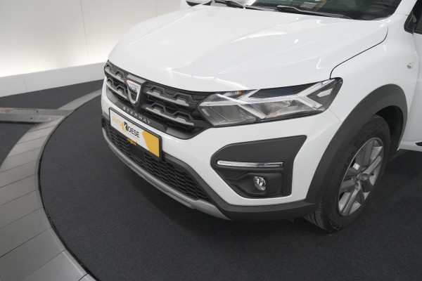 Dacia SANDERO Stepway 1.0 TCe 90 Comfort | Apple Carplay | Parkeersensoren | Cruise Control