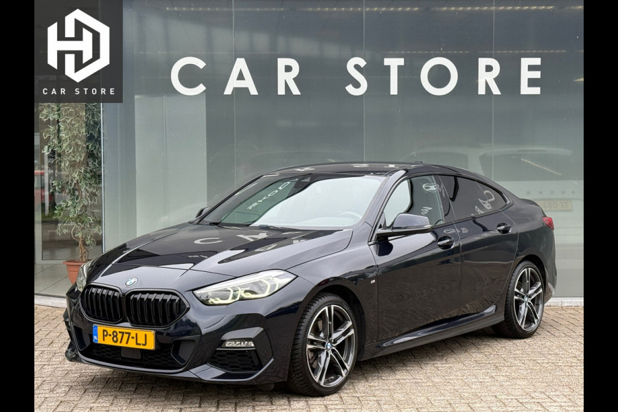 BMW 2 Serie Gran Coupé 218i M Sport Shadow Line Sportstoelen|Carplay|Dealer Onderhouden