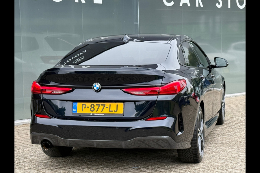 BMW 2 Serie Gran Coupé 218i M Sport Shadow Line Sportstoelen|Carplay|Dealer Onderhouden
