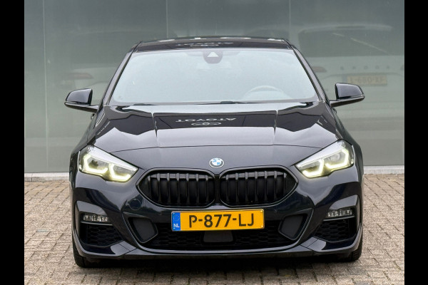BMW 2 Serie Gran Coupé 218i M Sport Shadow Line Sportstoelen|Carplay|Dealer Onderhouden