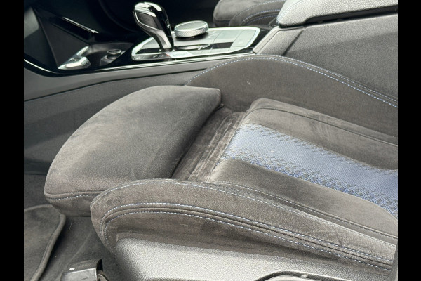 BMW 2 Serie Gran Coupé 218i M Sport Shadow Line Sportstoelen|Carplay|Dealer Onderhouden