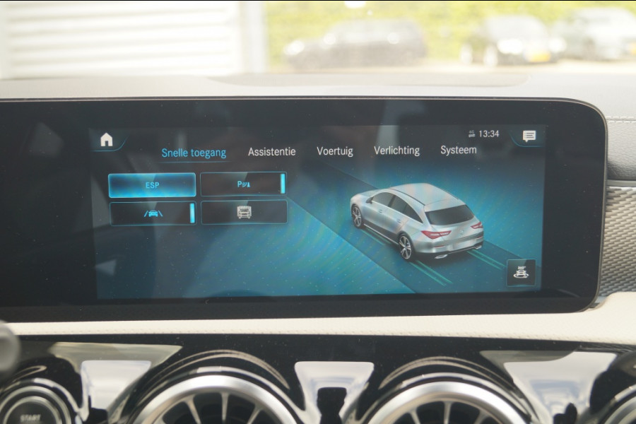 Mercedes-Benz CLA-Klasse Shooting Brake 200 163pk Automaat Business Solution Luxury -LEER-