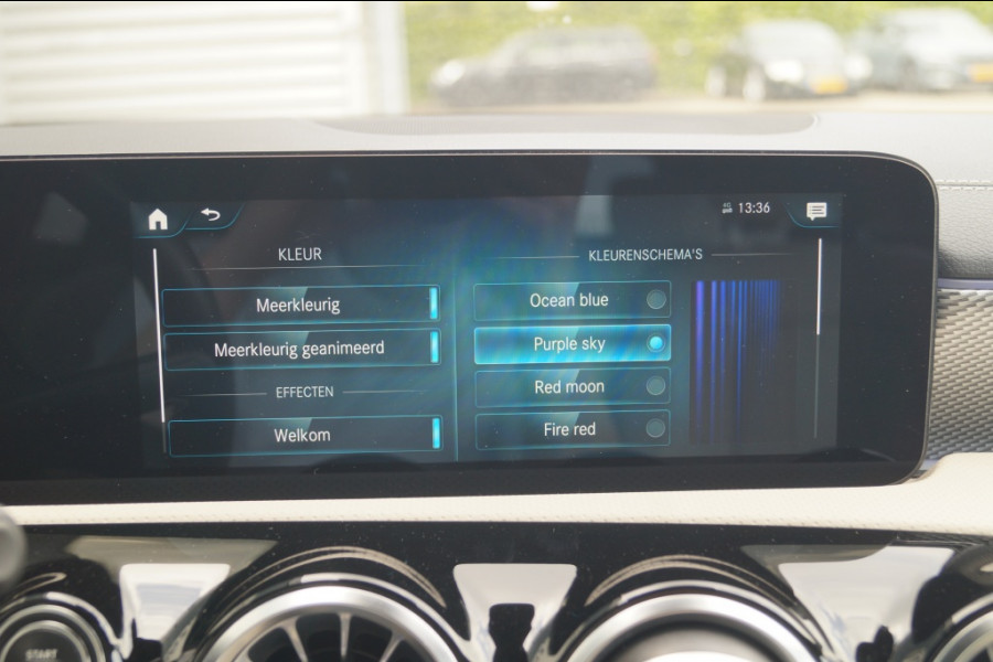 Mercedes-Benz CLA-Klasse Shooting Brake 200 163pk Automaat Business Solution Luxury -LEER-