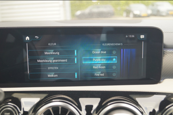 Mercedes-Benz CLA-Klasse Shooting Brake 200 163pk Automaat Business Solution Luxury -LEER-
