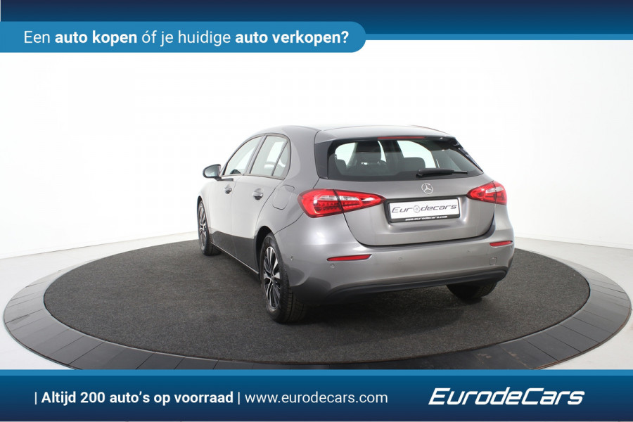 Mercedes-Benz A-Klasse 180 *1ste Eigenaar*Widescreen*Navigatie*Stoelverwarming*PDC*