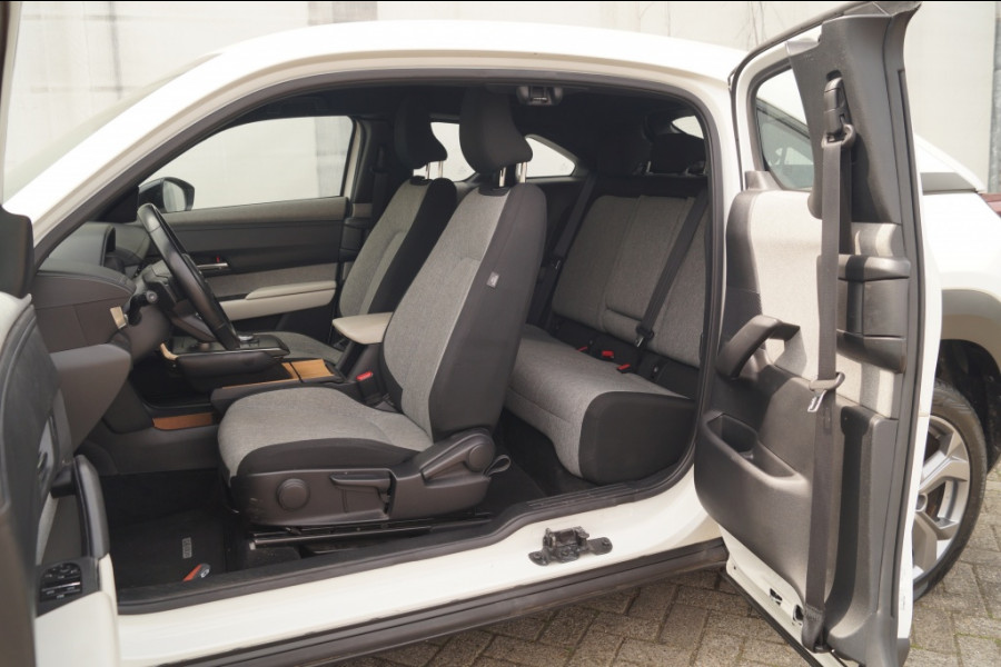 Mazda MX-30 e-SkyActiv 36 kWh 145pk Comfort -SOH95%-ECC-CAM-