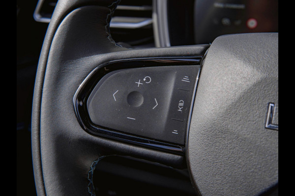 Lynk & Co 01 1.5 Black Edition Zwarte Dakhemel|Panoramadak|Camera|ACC|Stoelverwarming|Navi|Carplay