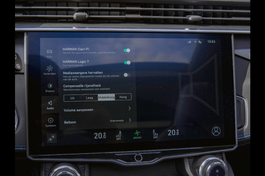 Lynk & Co 01 1.5 Black Edition Zwarte Dakhemel|Panoramadak|Trekhaak|Camera|ACC|Stoelverwarming|Navi|Carplay