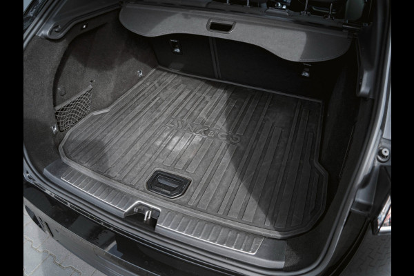 Lynk & Co 01 1.5 Black Edition Zwarte Dakhemel|Panoramadak|Trekhaak|Camera|ACC|Stoelverwarming|Navi|Carplay