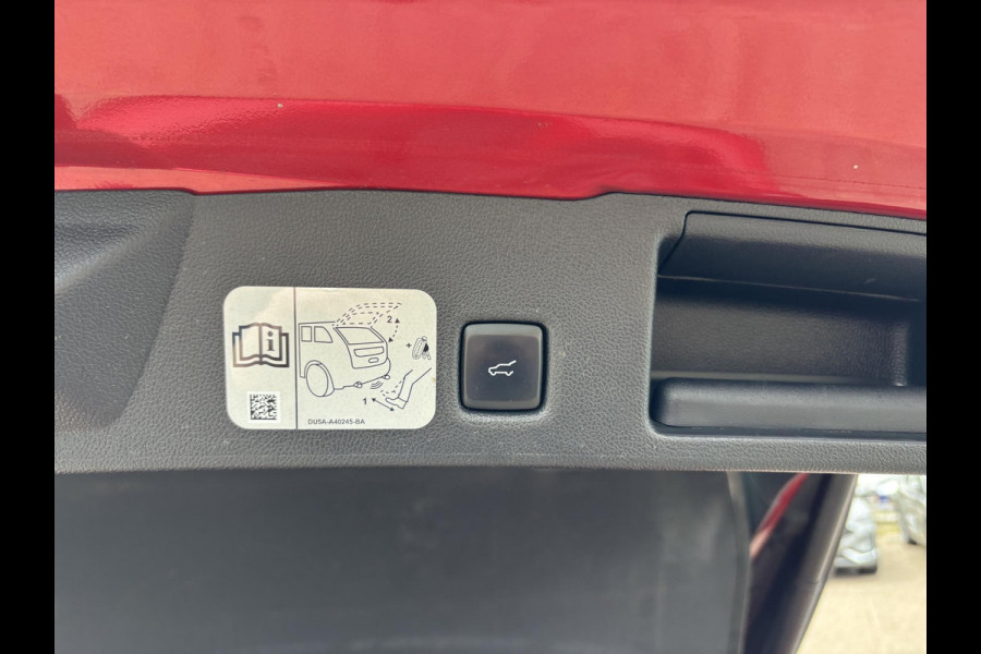 Ford Kuga 2.5 PHEV ST-Line X 225pk Adaptieve Cruise | Winterpack | Head Up Display | Elektrische Achterklep | 1.500kg Trekgewicht | Full LED Koplampen