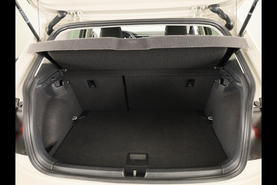Volkswagen Polo 1.0 TSI Style 95PK | DSG Automaat | Matrix IQ led | Navigatie |Climate Control | Parkeersensoren | Apple Car play/Android auto|