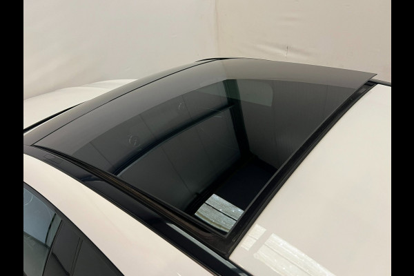 Mercedes-Benz CLA-Klasse Shooting Brake 200 / AMG / Pano / Harman