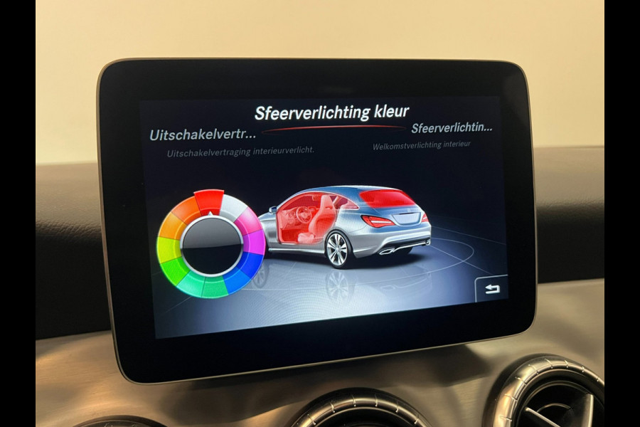 Mercedes-Benz CLA-Klasse Shooting Brake 200 / AMG / Pano / Harman