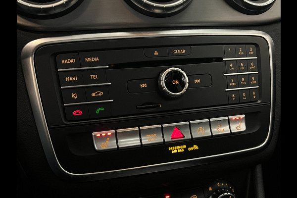Mercedes-Benz CLA-Klasse Shooting Brake 200 / AMG / Pano / Harman