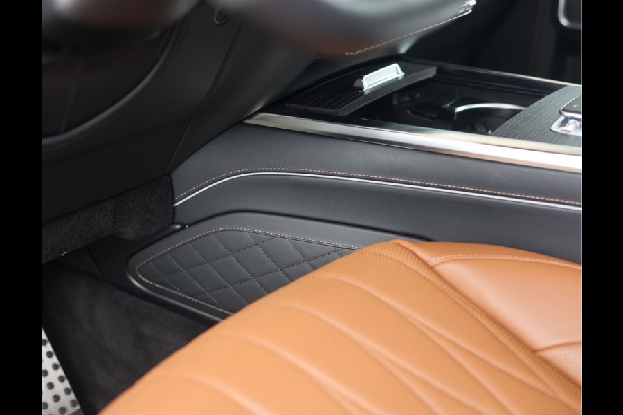 Mercedes-Benz G-Klasse 63 AMG | Pano - Burmester - Olive Green