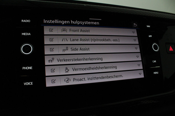 Volkswagen Polo 1.0 TSI Life > Camera/Navigatie/LED/Parkeersensor voor en achter