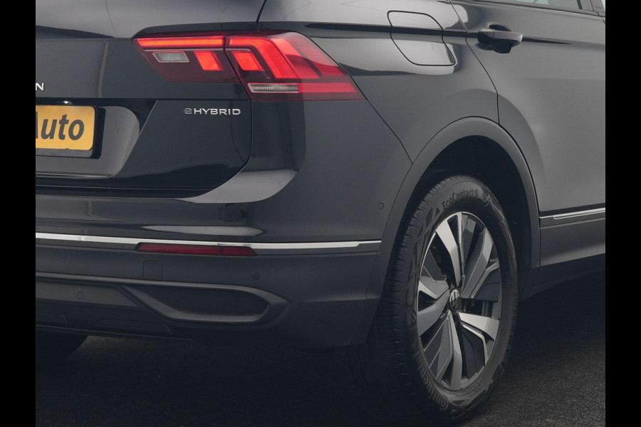Volkswagen Tiguan 1.4 TSI eHybrid Elegance PHEV 245pk | Adaptive Cruise | Camera | IQ Light | Alcantara Comfortstoelen Massage & Verwarmd | Apple Carplay | Stuur Verwarmd | Navigatie | DAB | Plug In Hybrid |