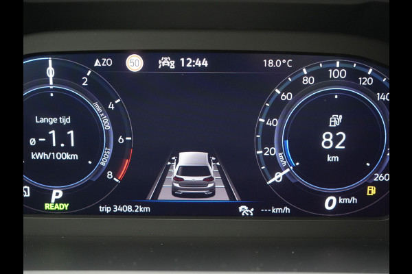 Volkswagen Tiguan 1.4 TSI eHybrid Elegance PHEV 245pk | Adaptive Cruise | Camera | IQ Light | Alcantara Comfortstoelen Massage & Verwarmd | Apple Carplay | Stuur Verwarmd | Navigatie | DAB | Plug In Hybrid |