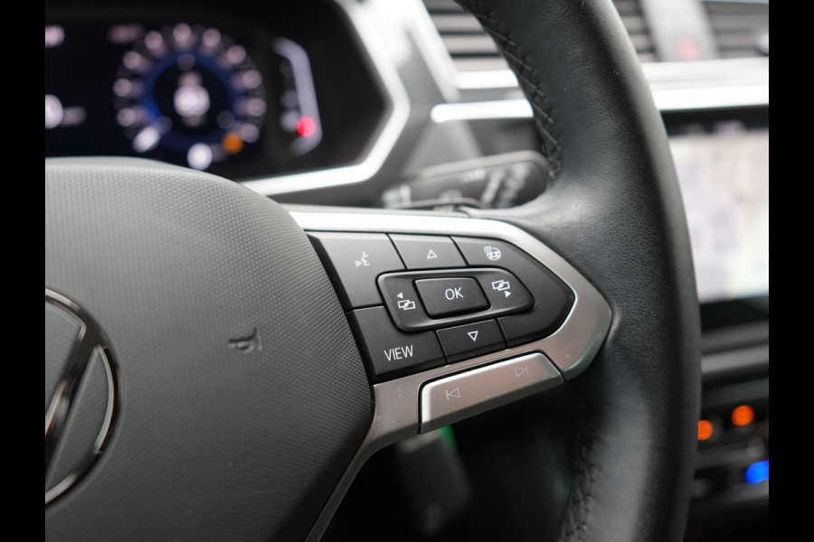 Volkswagen Tiguan 1.4 TSI eHybrid Elegance PHEV 245pk | Adaptive Cruise | Camera | IQ Light | Alcantara Comfortstoelen Massage & Verwarmd | Apple Carplay | Stuur Verwarmd | Navigatie | DAB | Plug In Hybrid |