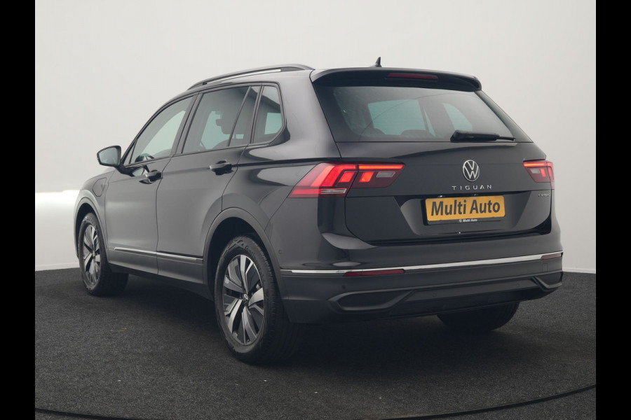 Volkswagen Tiguan 1.4 TSI eHybrid Elegance PHEV 245pk | Adaptive Cruise | Camera | IQ Light | Alcantara Comfortstoelen Massage & Verwarmd | Apple Carplay | Stuur Verwarmd | Navigatie | DAB | Plug In Hybrid |