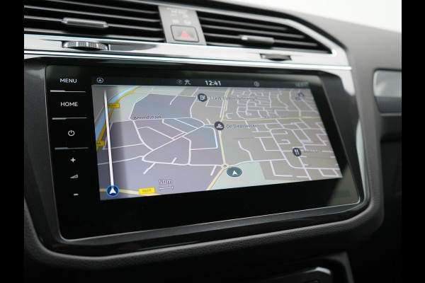 Volkswagen Tiguan 1.4 TSI eHybrid Elegance PHEV 245pk | Adaptive Cruise | Camera | IQ Light | Alcantara Comfortstoelen Massage & Verwarmd | Apple Carplay | Stuur Verwarmd | Navigatie | DAB | Plug In Hybrid |