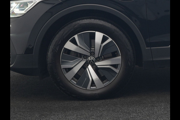Volkswagen Tiguan 1.4 TSI eHybrid Elegance PHEV 245pk | Adaptive Cruise | Camera | IQ Light | Alcantara Comfortstoelen Massage & Verwarmd | Apple Carplay | Stuur Verwarmd | Navigatie | DAB | Plug In Hybrid |