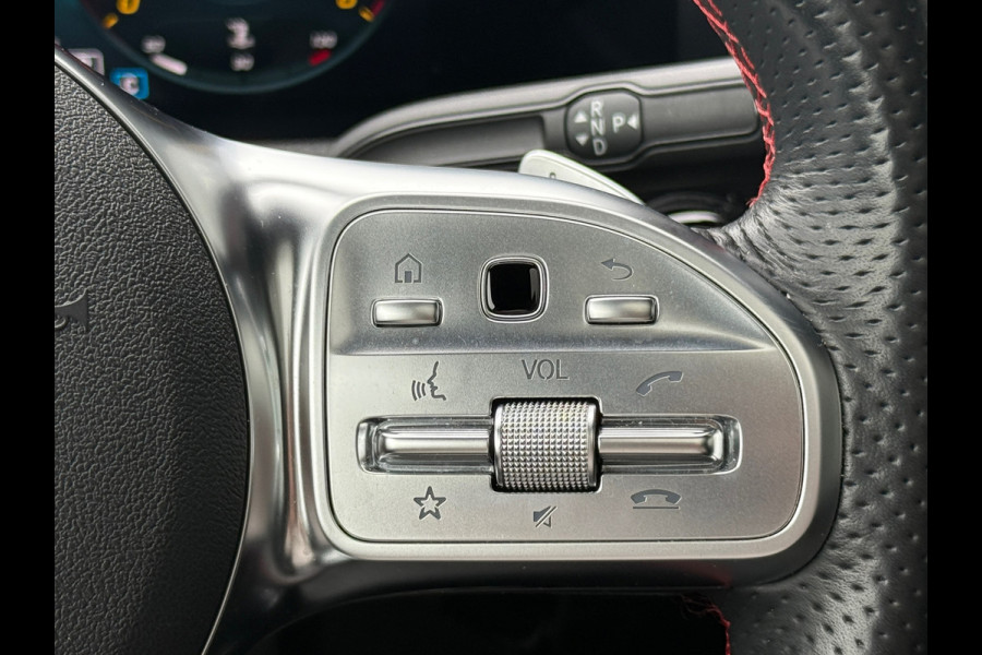 Mercedes-Benz A-Klasse 180 AMG NIGHT Panodak|Navi|Sfeer|Keyless