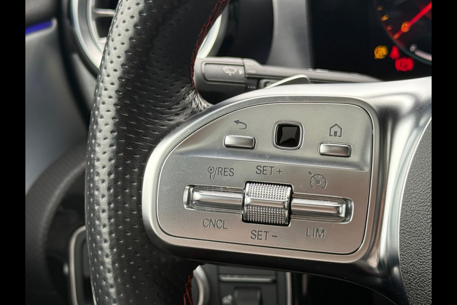 Mercedes-Benz A-Klasse 180 AMG NIGHT Panodak|Navi|Sfeer|Keyless