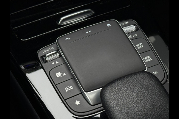 Mercedes-Benz A-Klasse 180 AMG NIGHT Panodak|Navi|Sfeer|Keyless