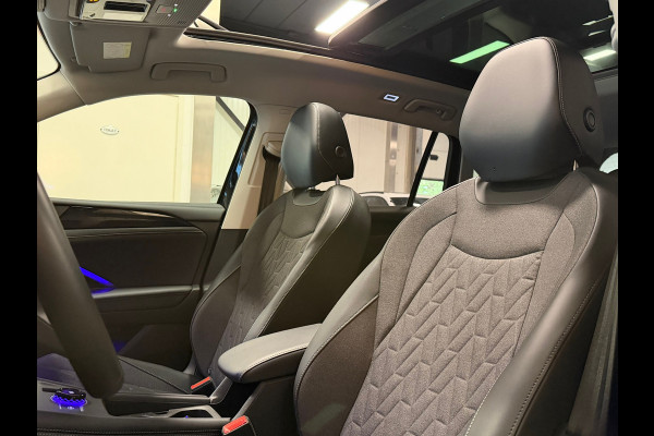 Volkswagen Tiguan 1.5 eTSI Panorama Blackstyle Camera Trekhaak Elec.