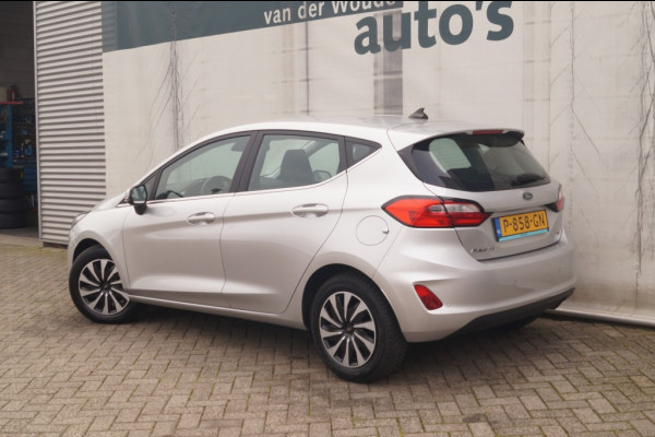 Ford Fiesta 1.0 EcoBoost 124pk Hybrid Titanium -NAVI-PDC-