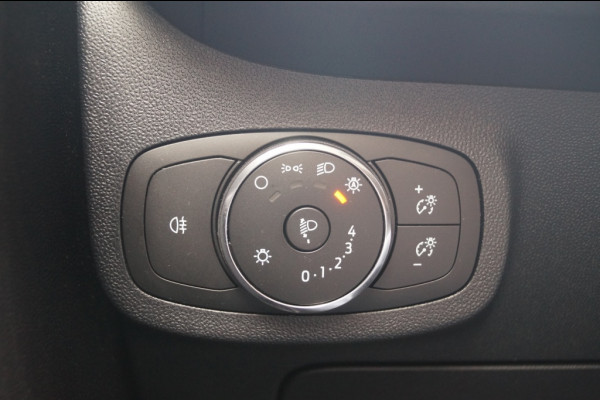 Ford Fiesta 1.0 EcoBoost 124pk Hybrid Titanium -NAVI-PDC-