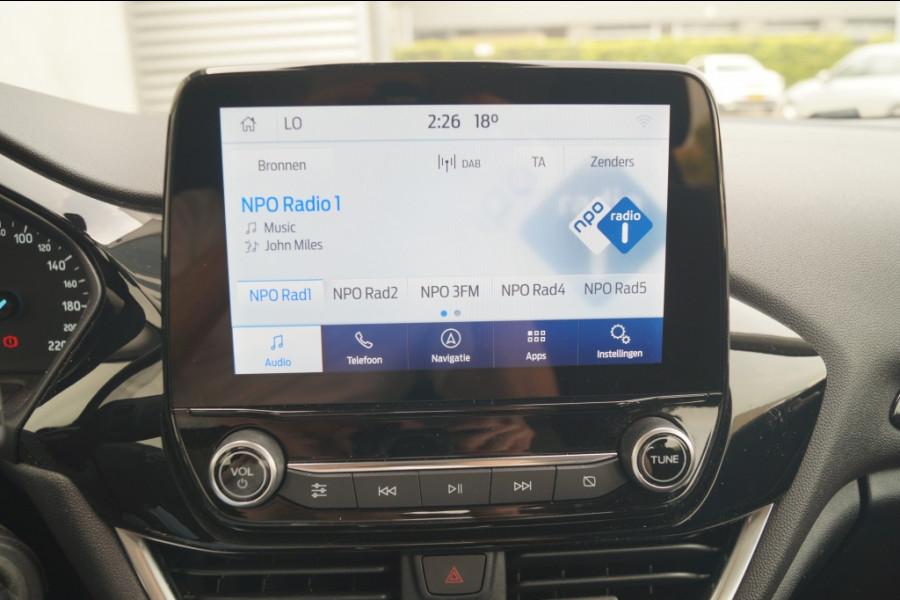 Ford Fiesta 1.0 EcoBoost 124pk Hybrid Titanium -NAVI-PDC-