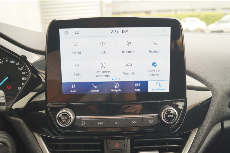 Ford Fiesta 1.0 EcoBoost 124pk Hybrid Titanium -NAVI-PDC-
