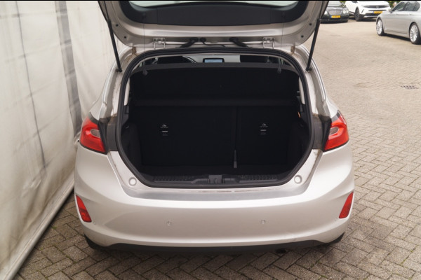 Ford Fiesta 1.0 EcoBoost 124pk Hybrid Titanium -NAVI-PDC-