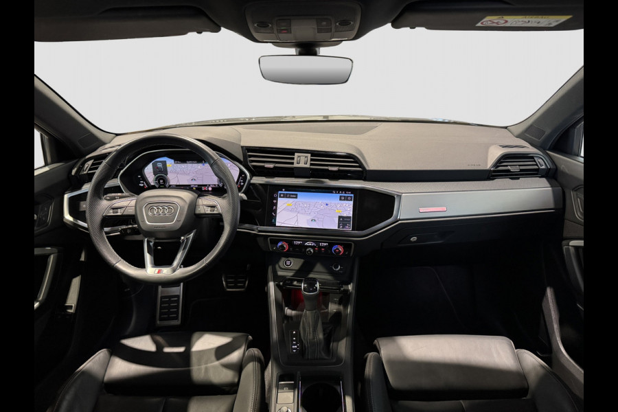 Audi Q3 Sportback 45 TFSI e S-line | Trekhaak | Camera | Chronosgrau | Matrix | Elektr. stoelen | Dodehoek | 1e eigenaar