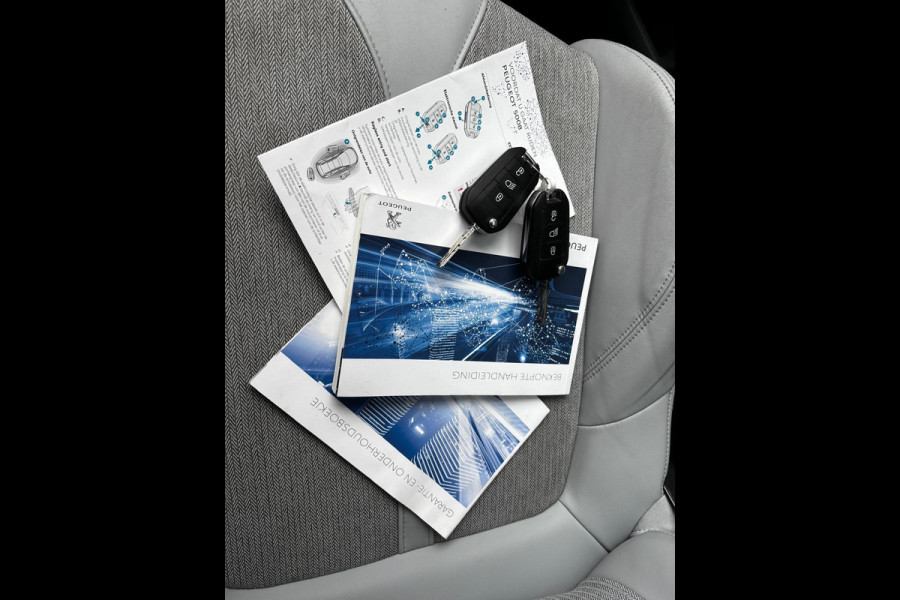 Peugeot 5008 1.2 PureTech Allure | CAMERA | CARPLAY | 7 PERSOONS | LEDER | TREKHAAK | NAP | NWE APK
