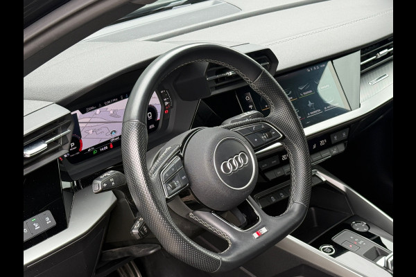 Audi A3 Sportback 35 TFSI S-Line Sportstoelen|Matrix|Carplay|Dealer Onderhouden