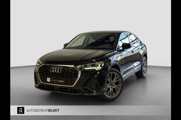 Audi Q3 Sportback 45 TFSI e S-line | 20 inch | LED | Carplay | Dodehoek | Alcantara | Virtual | Stoelverwarming | ACC | 1e eig.