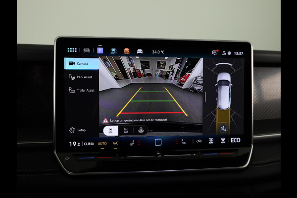Volkswagen Tayron 1.5 eHybrid Life Edition 204 pk Automaat (DSG) | Navigatie | Trekhaak (wegklapbaar) | Parkeersensoren (Park assist) | Achteruitrijcamera | Autom. airco (3 zones) | Stoelverwarming |