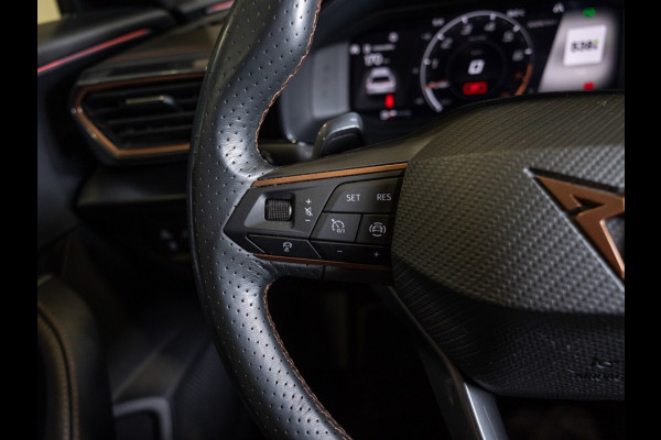 CUPRA Formentor 150pk / Panoramadak / Achteruitrij camera / Adaptieve cruise control