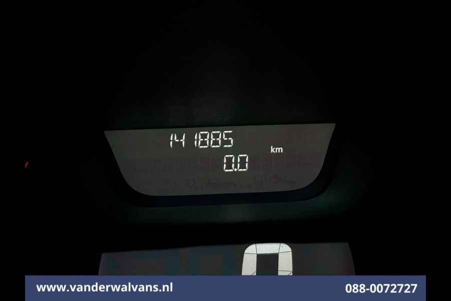 Renault Trafic 1.6 dCi L1H1 Euro6 Airco | Navigatie | Cruisecontrol | Trekhaak | Parkeersensoren Bijrijdersbank