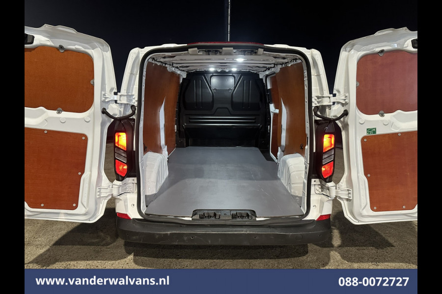 Ford Transit Custom 2.0 TDCI 136pk L2H1 Euro6 Airco | Camera | Apple Carplay | Cruisecontrol | LED | Verwarmde voorruit Android Auto, Parkeersensoren, Bijrijdersbank