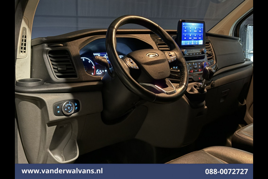 Ford Transit Custom 2.0 TDCI 131pk L2H1 Trail Edition Euro6 Airco | Imperiaal | Camera | Navigatie | 2800kg Trekhaak | LED Apple Carplay, Cruisecontrol, Stoelverwarming, Verwarmde voorruit, Leder, LM velgen, Parkeersensoren, Bijrijdersbank