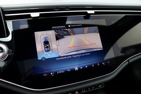 Mercedes-Benz E-Klasse Estate 300 de 4MATIC AMG Line | Hyperscreen | Distronic+ | Zonweringpakket | Trekhaak | Stoelventilatie | HUD | 3D-Display | Burmester | Panoramadak |