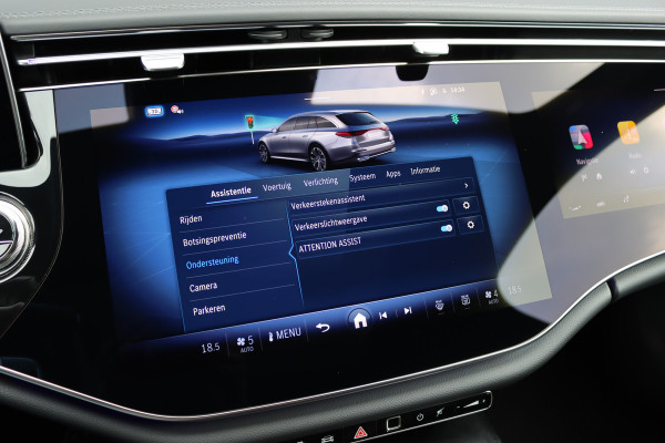 Mercedes-Benz E-Klasse Estate 300 de 4MATIC AMG Line | Hyperscreen | Distronic+ | Zonweringpakket | Trekhaak | Stoelventilatie | HUD | 3D-Display | Burmester | Panoramadak |
