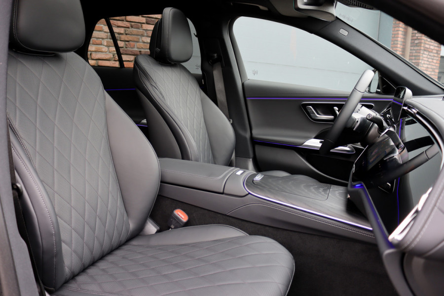 Mercedes-Benz E-Klasse Estate 300 e Exclusive Line Premium+ | Hyperscreen | Luchtvering | Distronic | Nappa Leder | Stoelventilatie | 3D-Display | Trekhaak | Burmester | Digital Light |