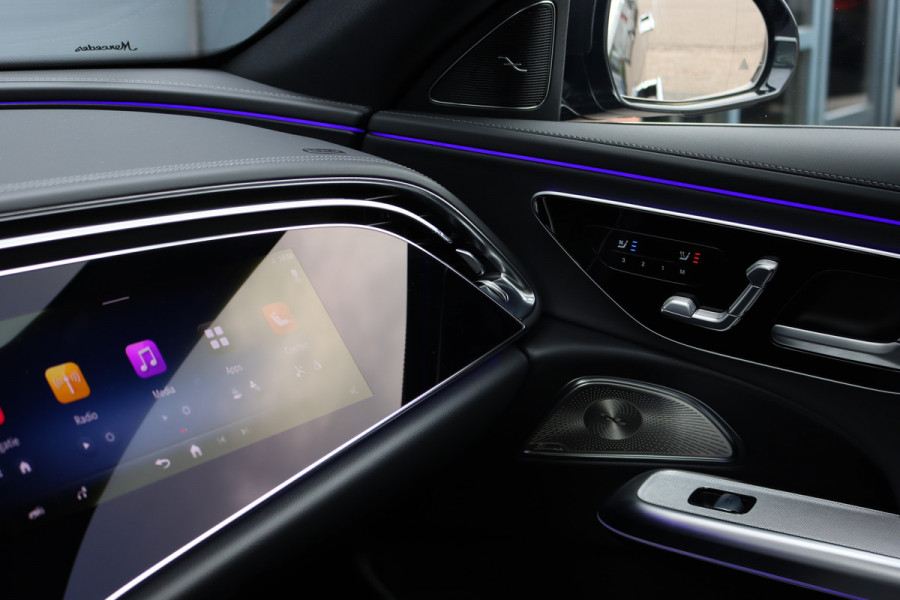 Mercedes-Benz E-Klasse Estate 300 e Exclusive Line Premium+ | Hyperscreen | Luchtvering | Distronic | Nappa Leder | Stoelventilatie | 3D-Display | Trekhaak | Burmester | Digital Light |