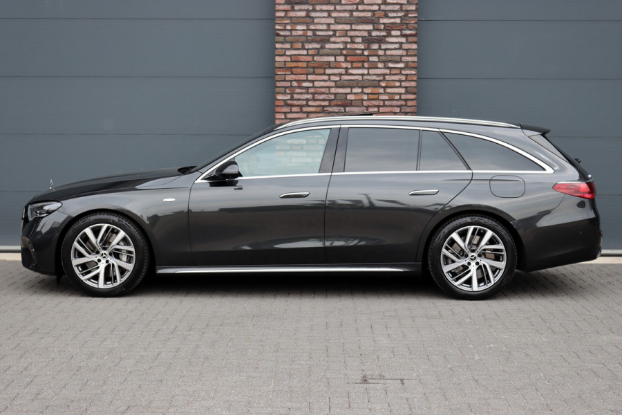 Mercedes-Benz E-Klasse Estate 300 e Exclusive Line Premium+ | Hyperscreen | Luchtvering | Distronic | Nappa Leder | Stoelventilatie | 3D-Display | Trekhaak | Burmester | Digital Light |